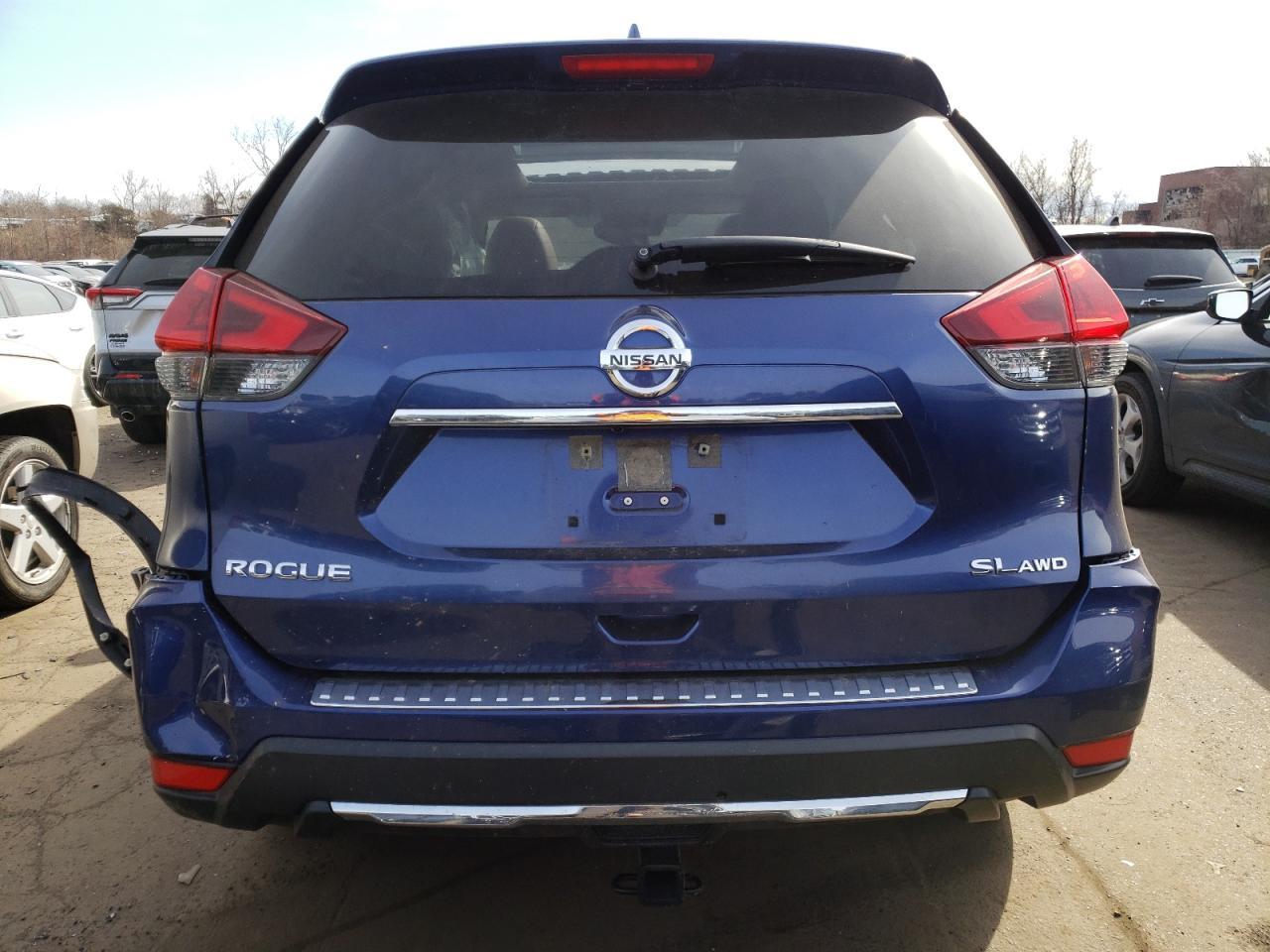 2018 NISSAN ROGUE S - Image 6