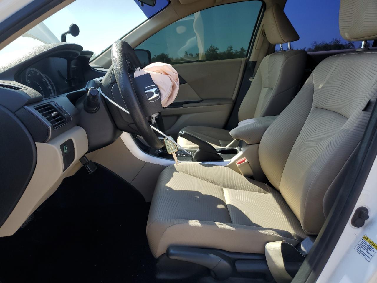 2014 HONDA ACCORD LX - Image 7