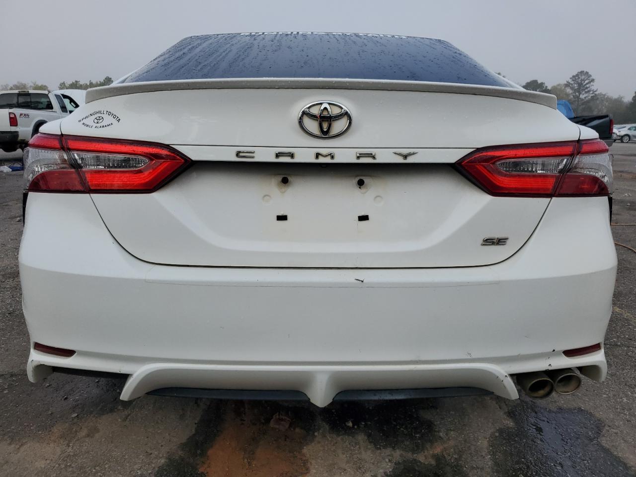 2018 TOYOTA CAMRY L - Image 6