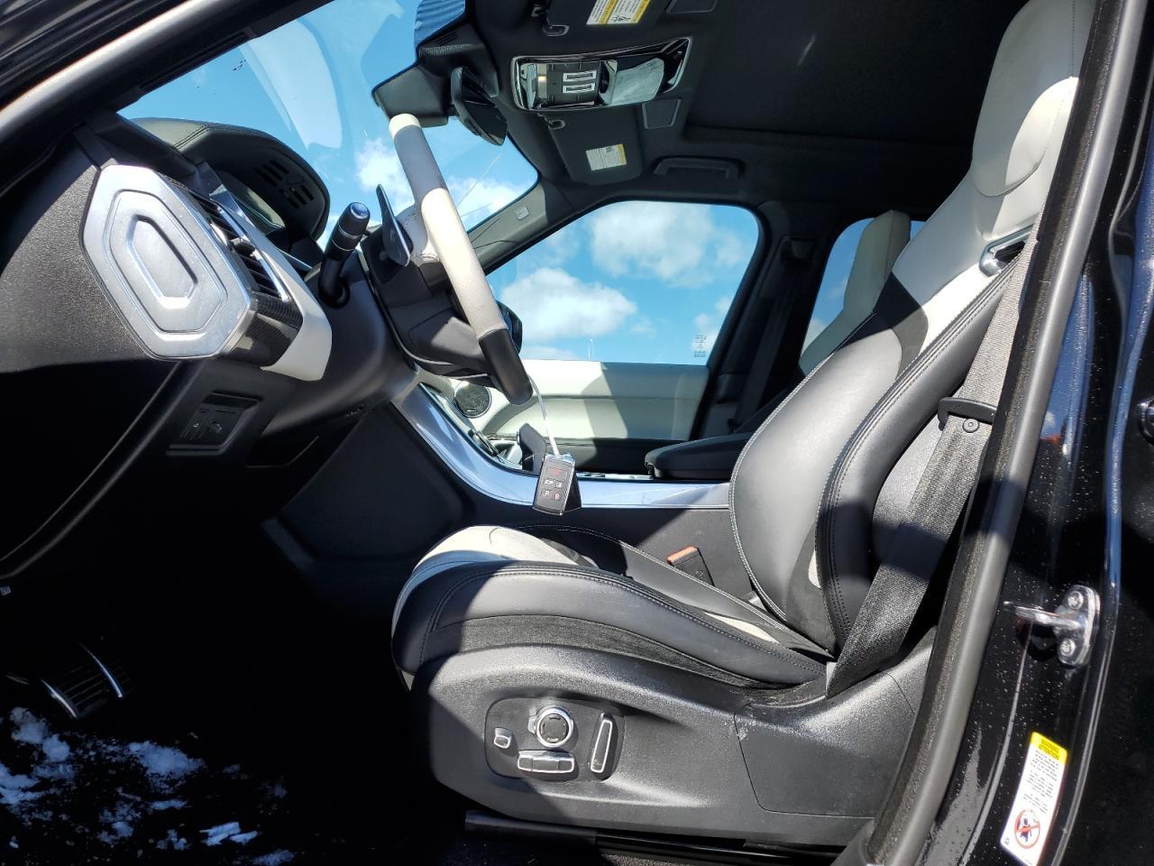2022 LAND ROVER RANGE ROVE - Image 7