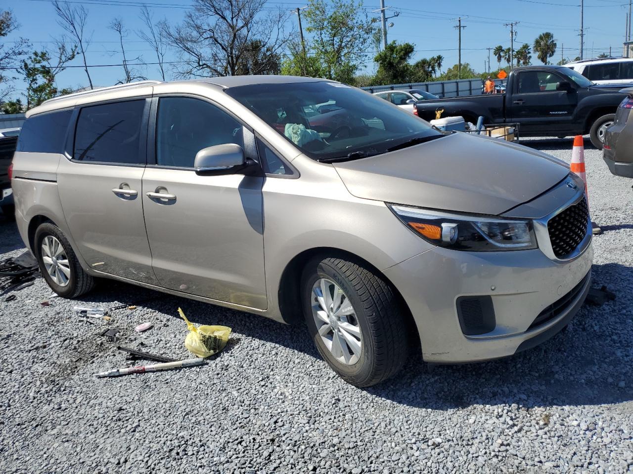 2017 KIA SEDONA LX - Фото 4