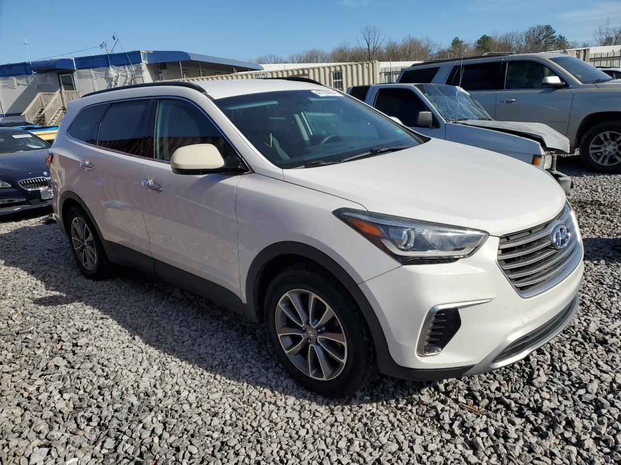 2017 HYUNDAI SANTA FE S - Image 4