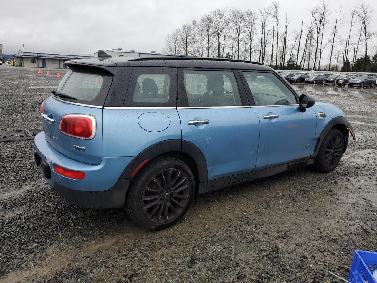 2017 MINI COOPER CLU - Image 3