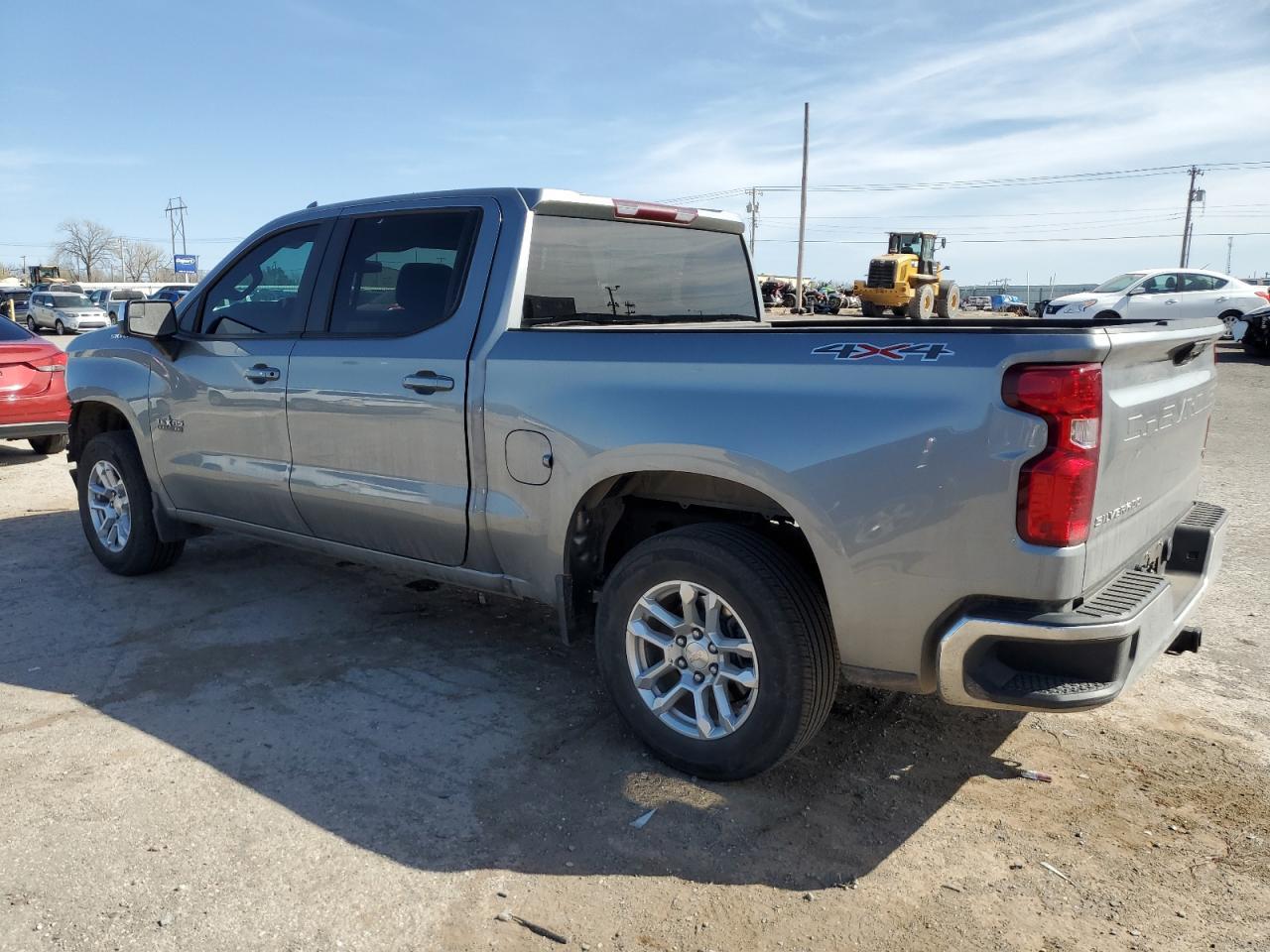2023 CHEVROLET SILVERADO - Image 2