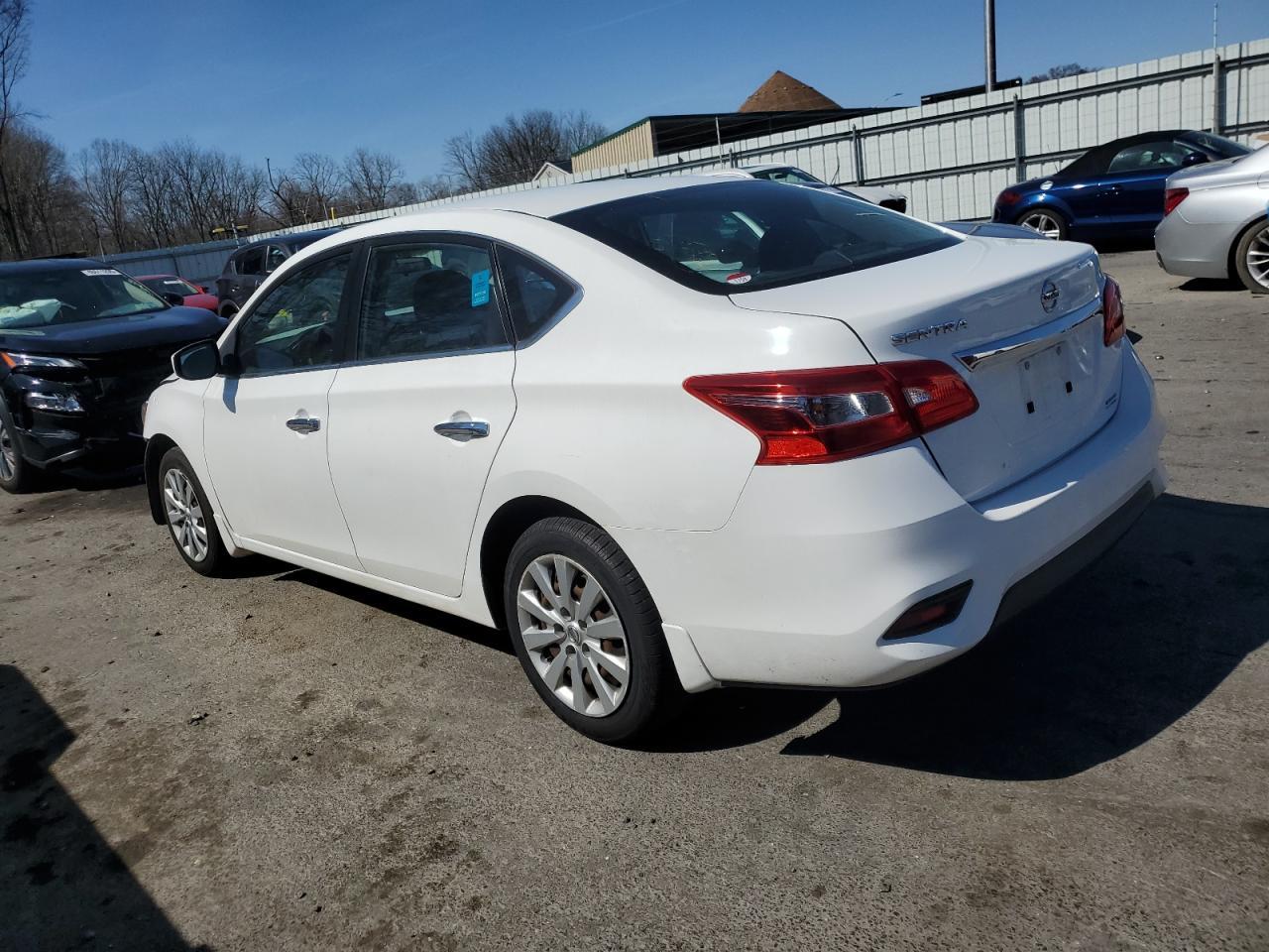 2016 NISSAN SENTRA S - Фото 2