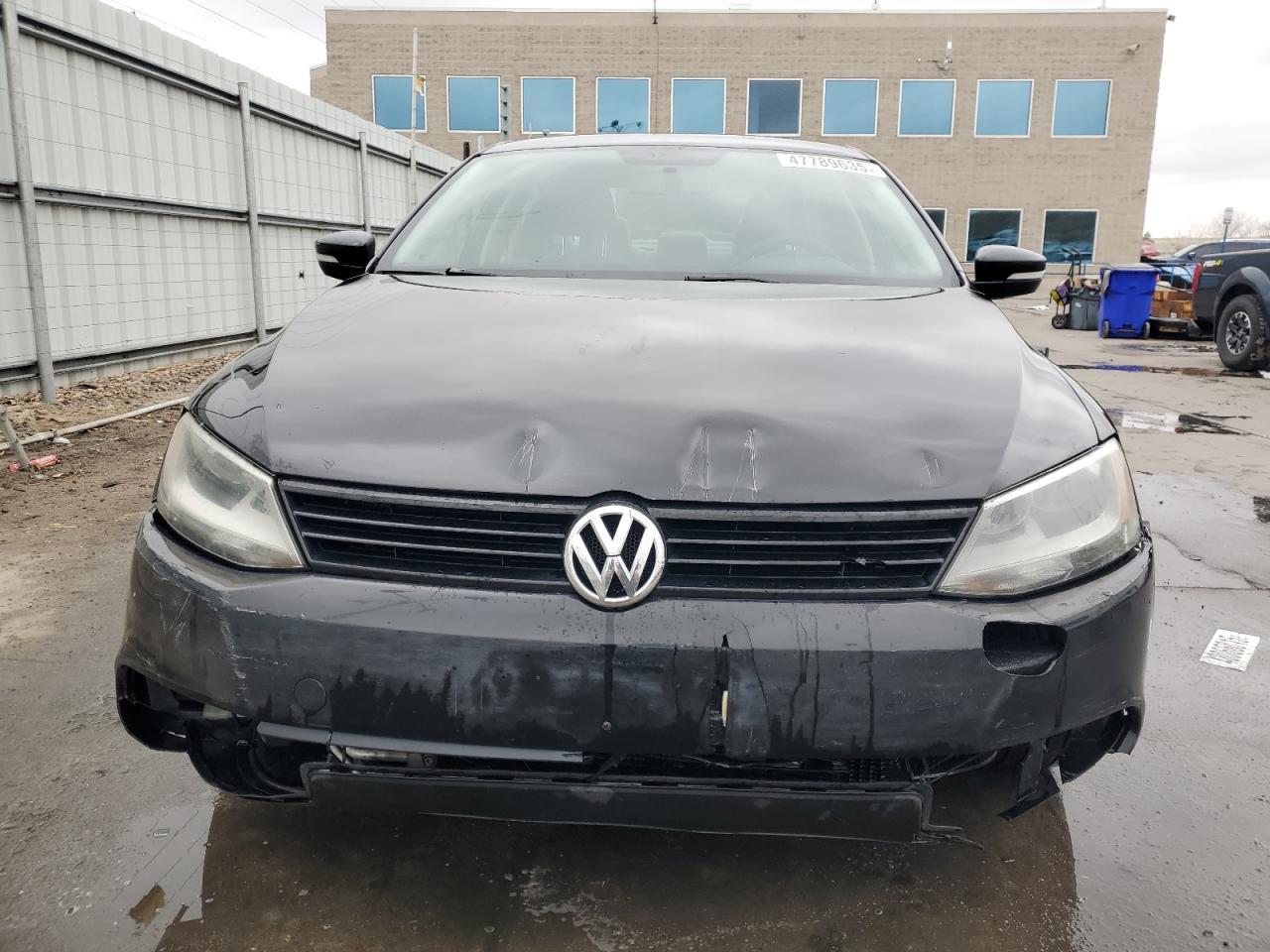 2014 VOLKSWAGEN JETTA SE - Image 5