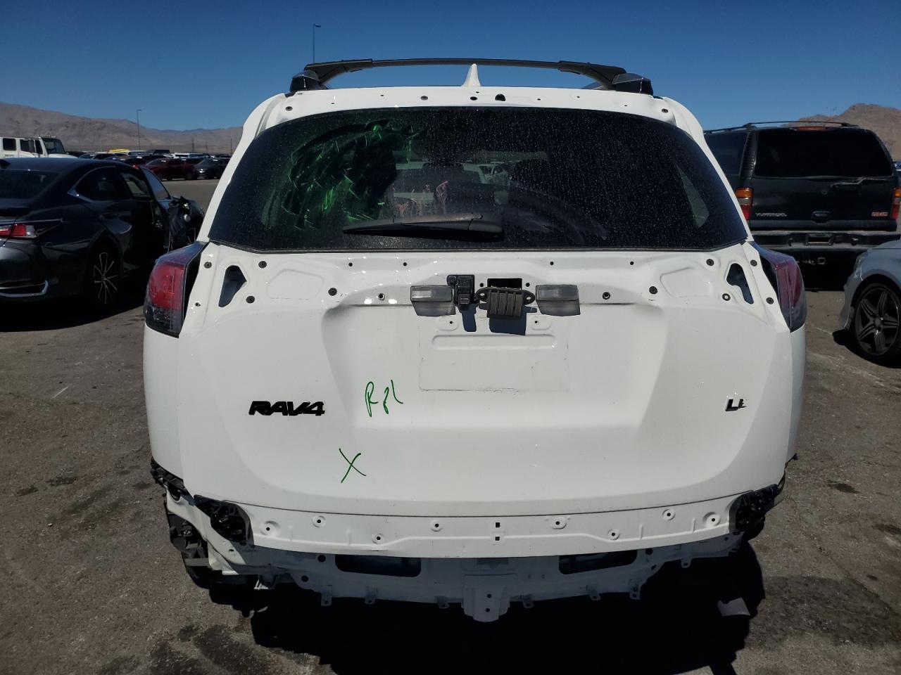 2018 TOYOTA RAV4 LE - Image 6