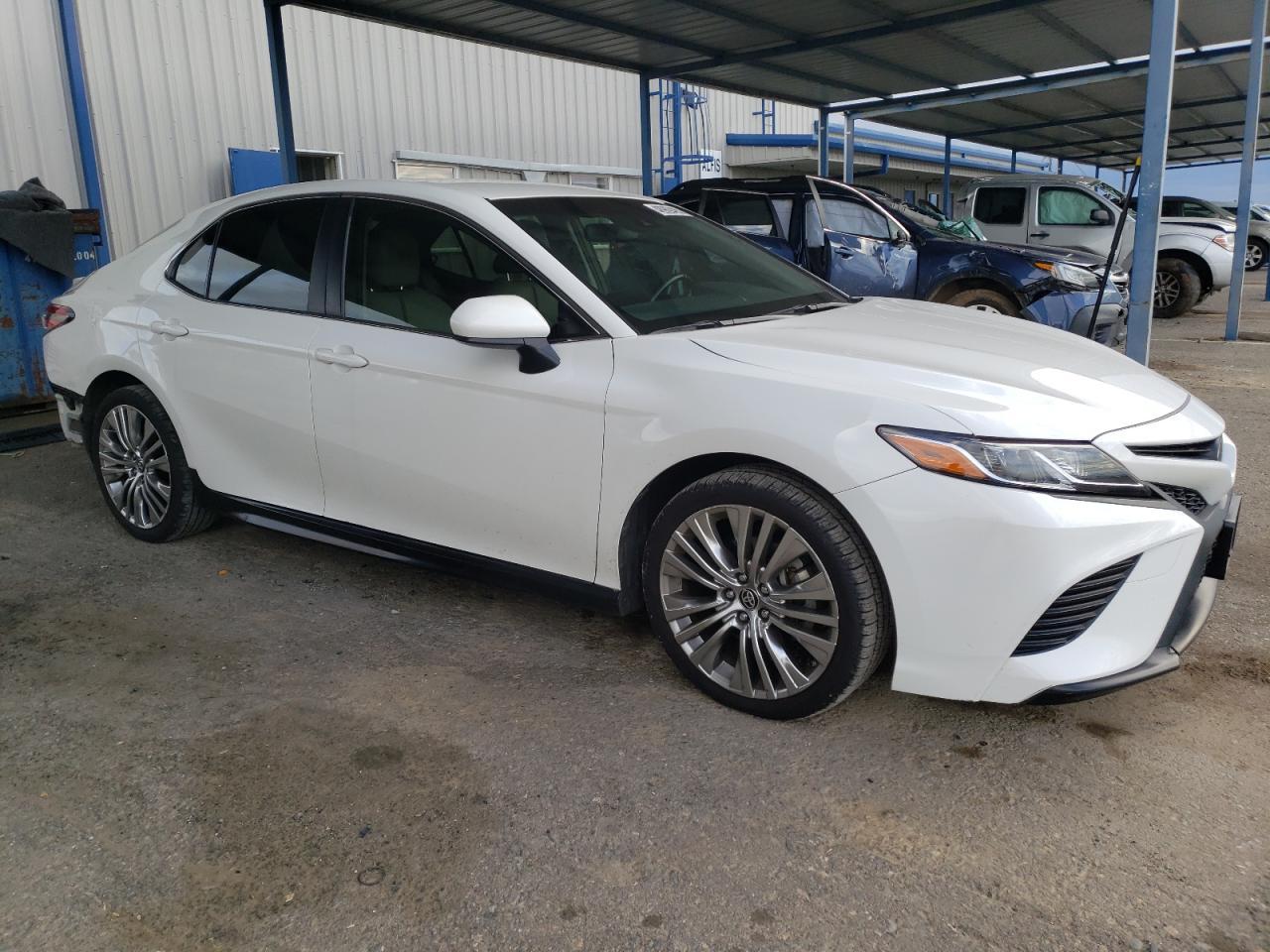 2018 TOYOTA CAMRY L - Фото 4