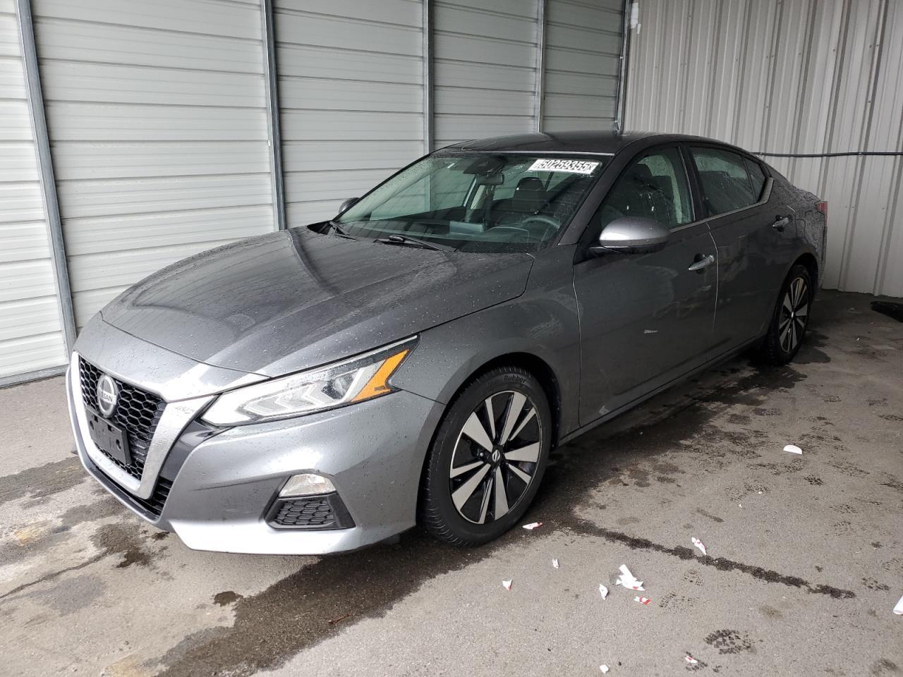 2022 NISSAN ALTIMA SV