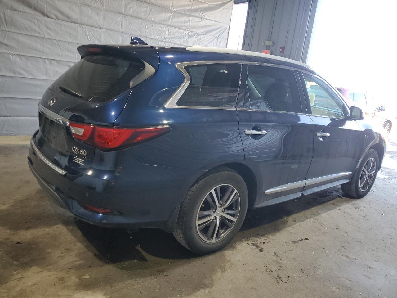 2017 INFINITI QX60 - Image 3