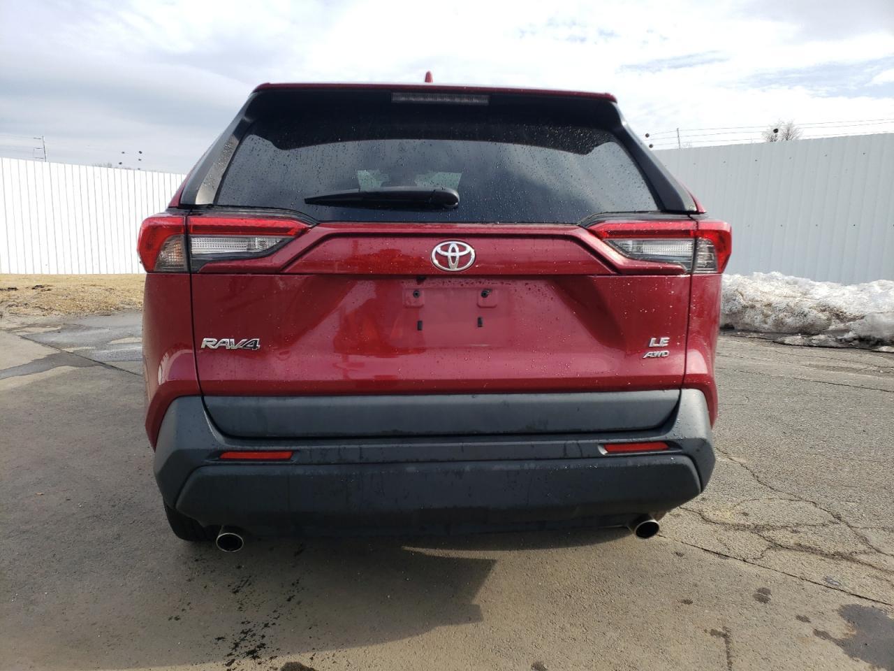 2021 TOYOTA RAV4 LE - Фото 6