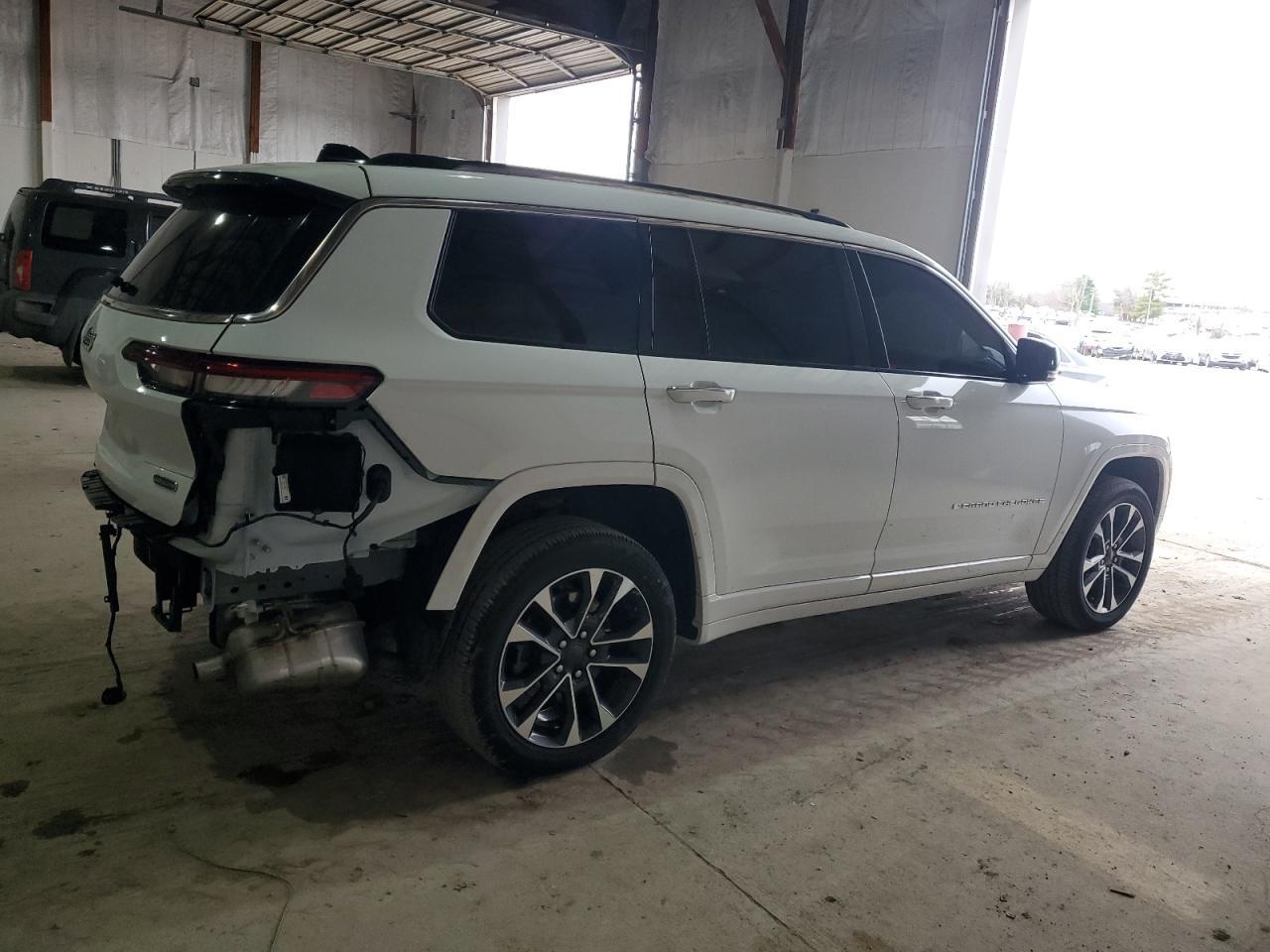 2024 JEEP GRAND CHER - Image 3