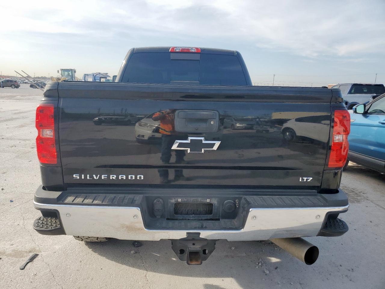 2018 CHEVROLET SILVERADO - Image 6