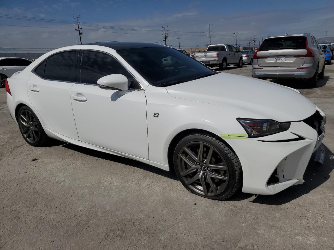 2017 LEXUS IS 350 - Фото 4