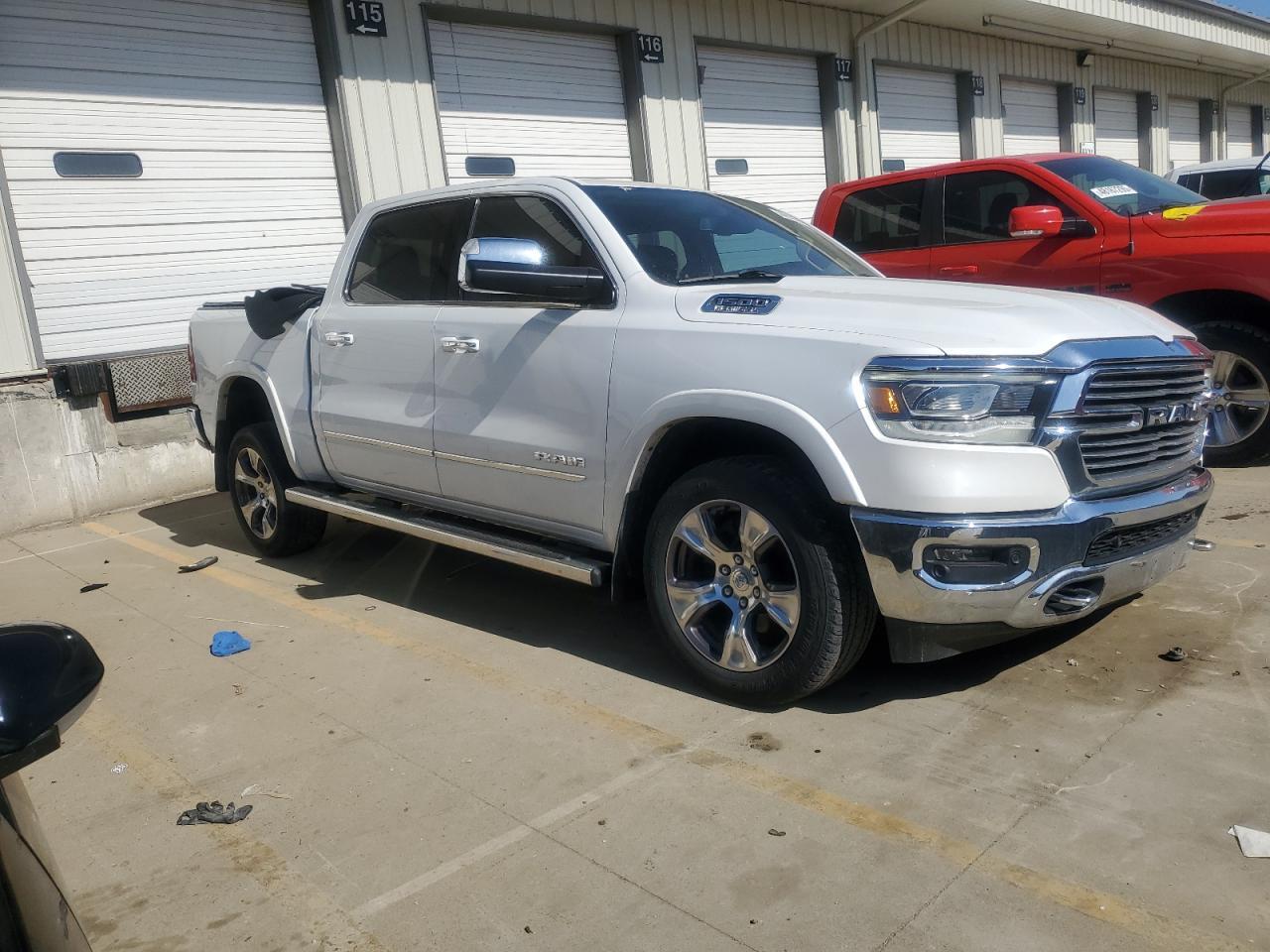 2019 RAM 1500 LARAM - Фото 4