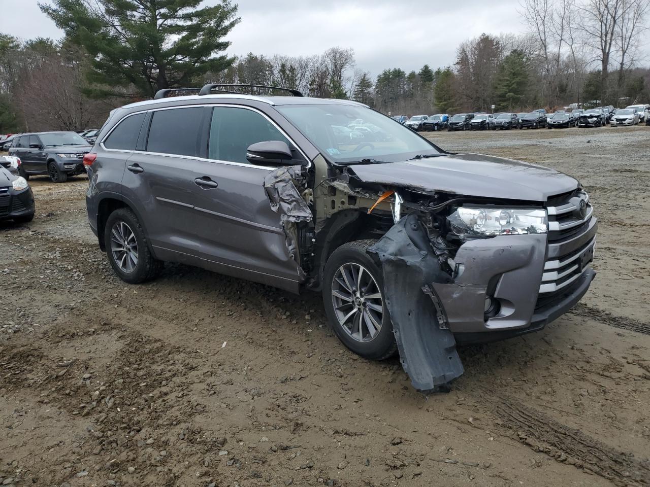 2018 TOYOTA HIGHLANDER - Image 4