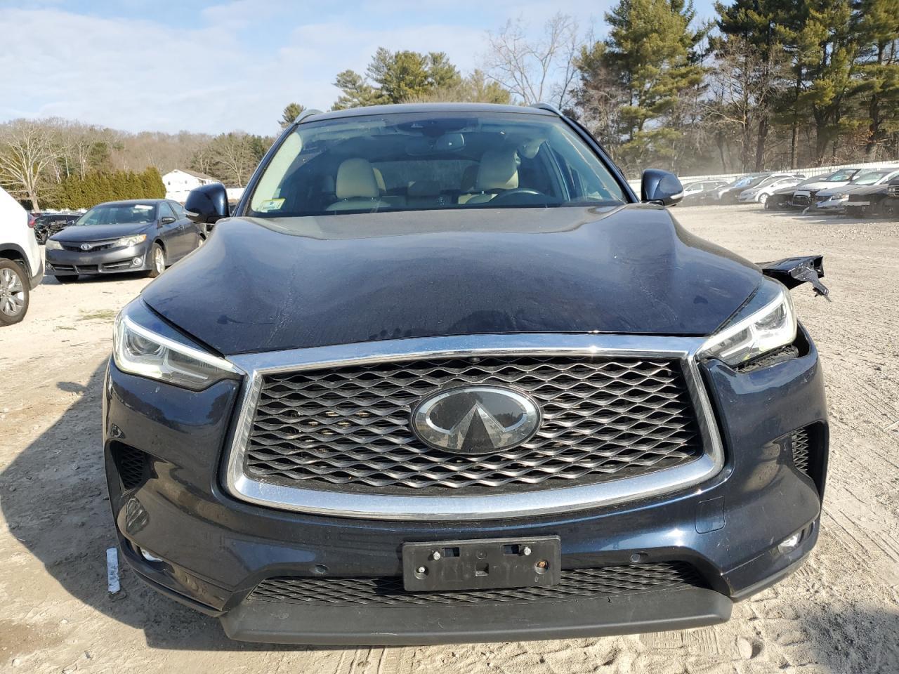 2019 INFINITI QX50 ESSEN - Image 5