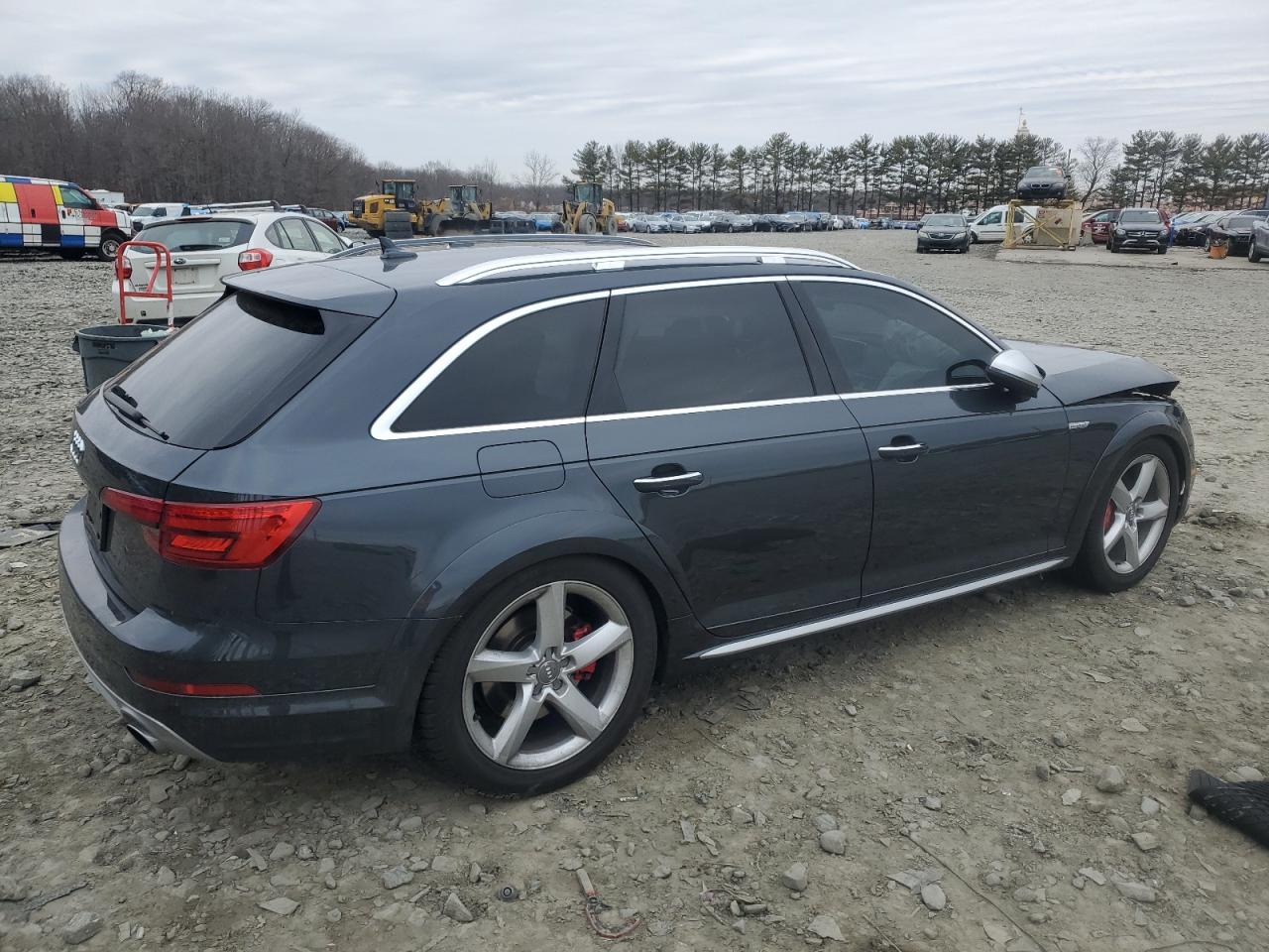 2017 AUDI A4 ALLROAD - Фото 3