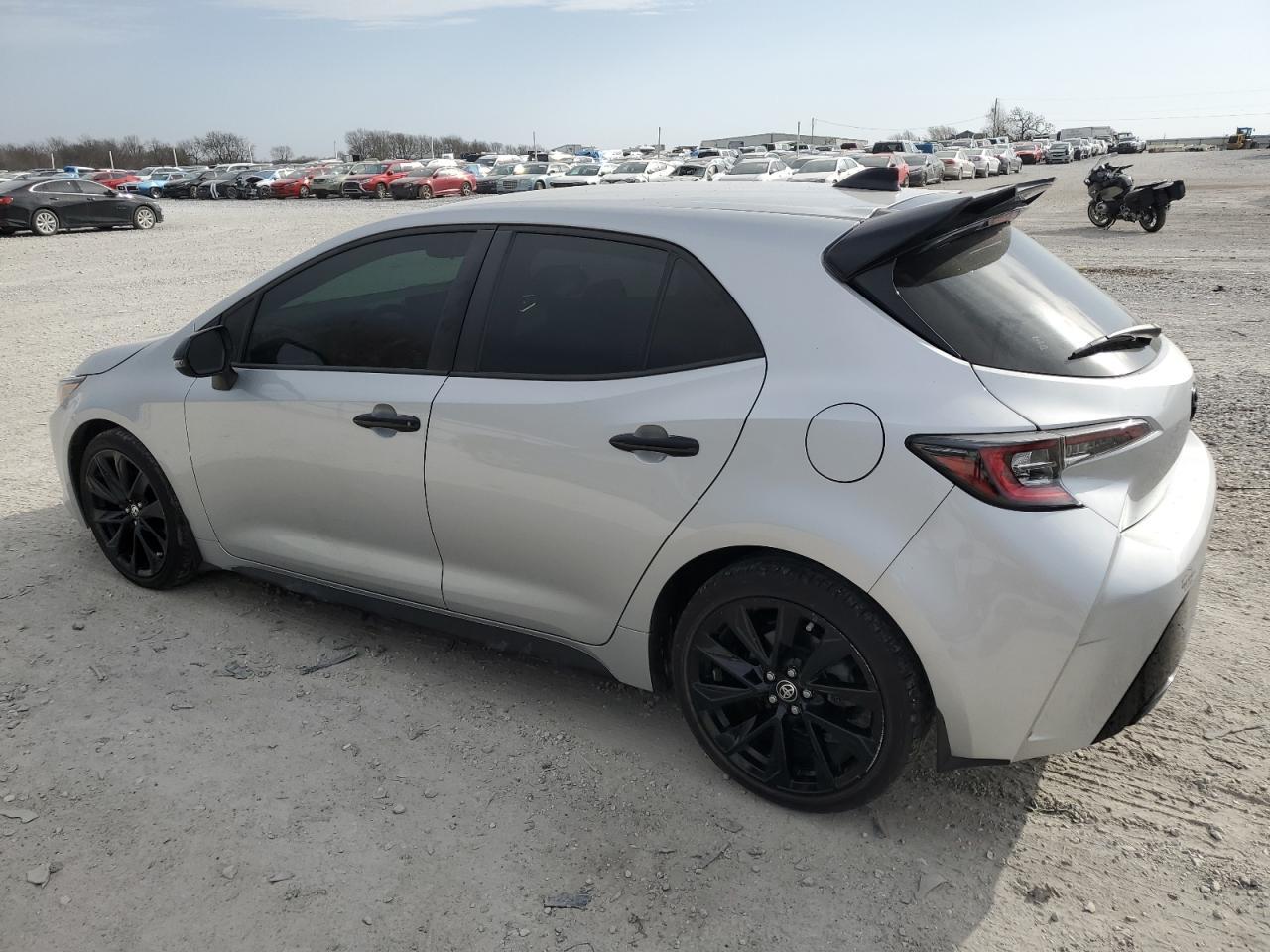 2022 TOYOTA COROLLA SE - Фото 2