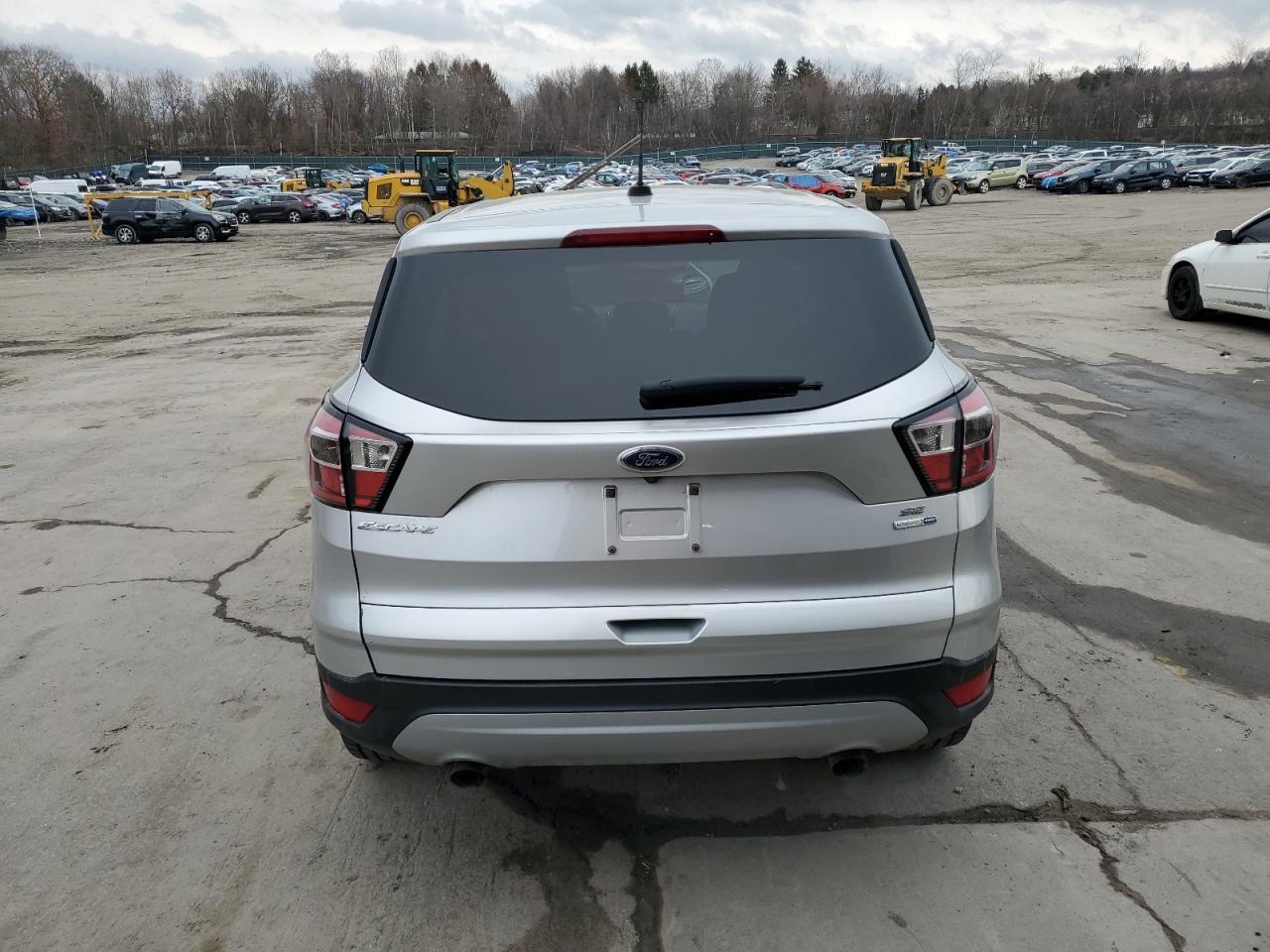 2017 FORD ESCAPE SE - Image 6