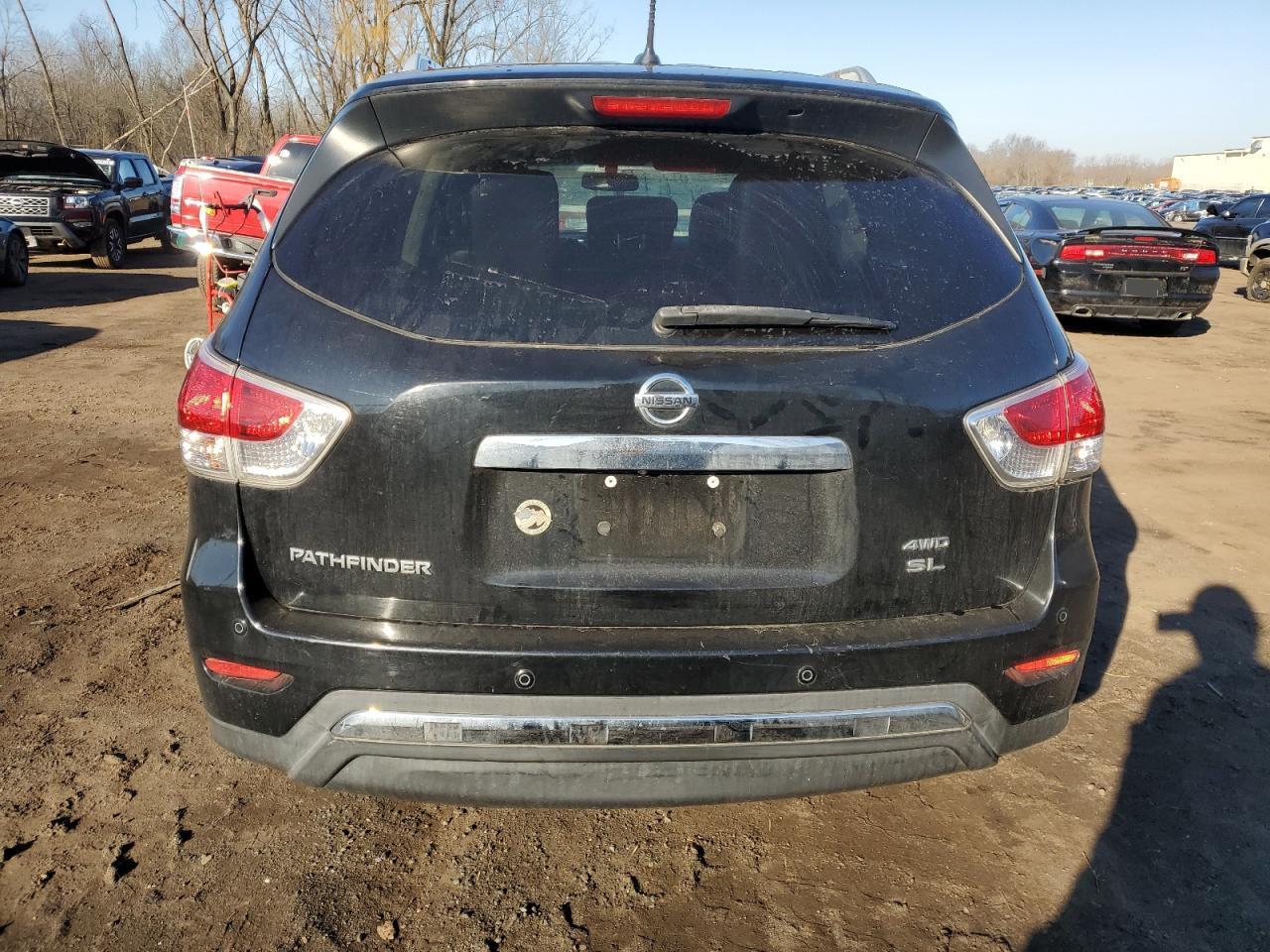 2013 NISSAN PATHFINDER - Фото 6