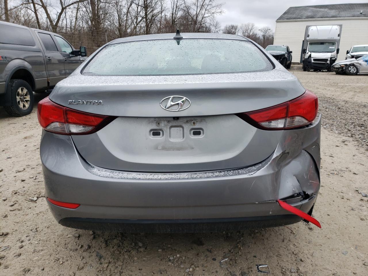 2015 HYUNDAI ELANTRA SE - Image 6