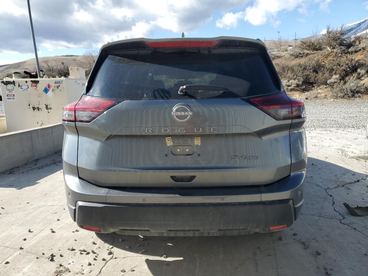 2024 NISSAN ROGUE SV - Image 6