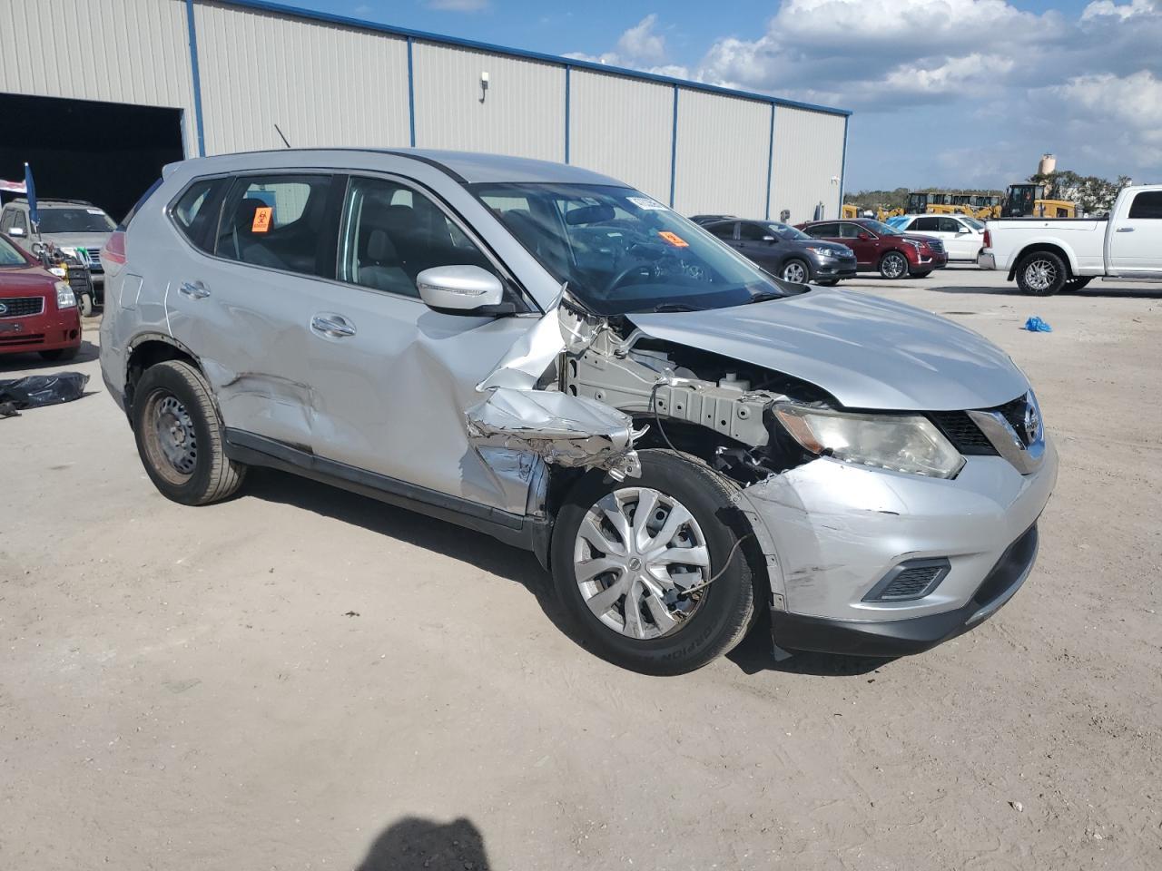 2015 NISSAN ROGUE S - Image 4