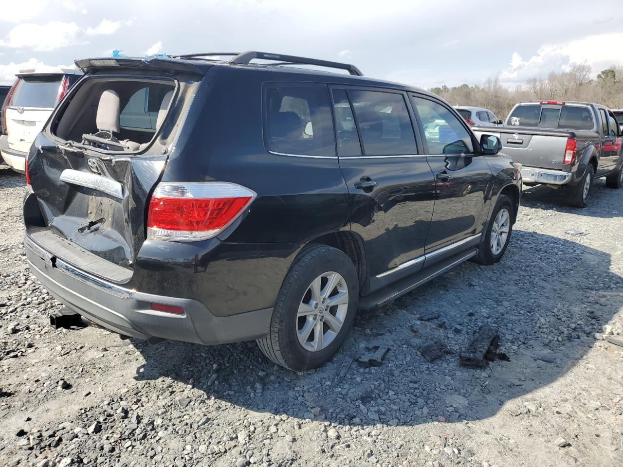 2011 TOYOTA HIGHLANDER - Image 3