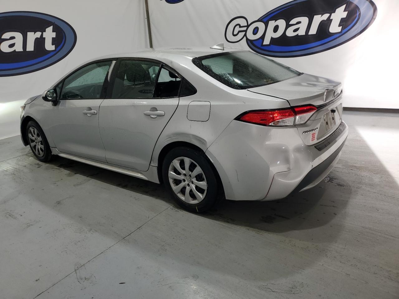 2022 TOYOTA COROLLA LE - Image 2