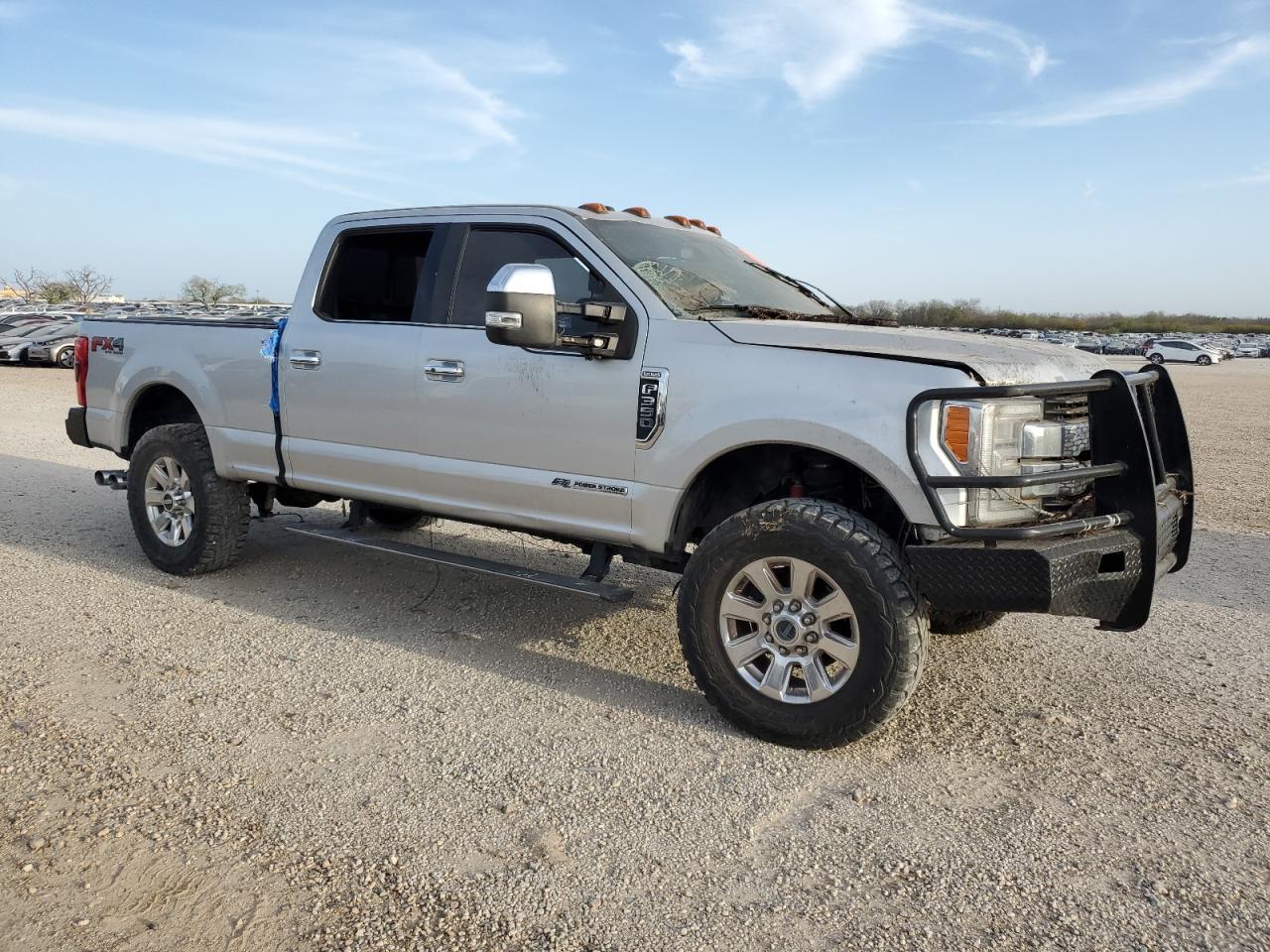 2017 FORD F250 SUPER - Image 4