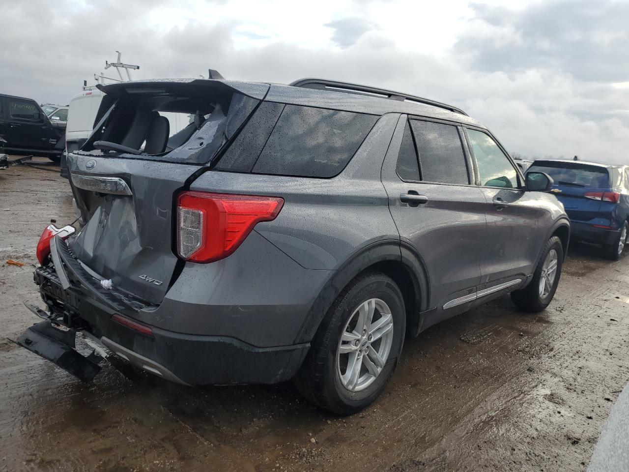 2022 FORD EXPLORER X - Фото 3