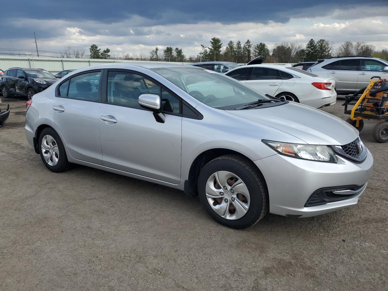 2015 HONDA CIVIC LX - Image 4