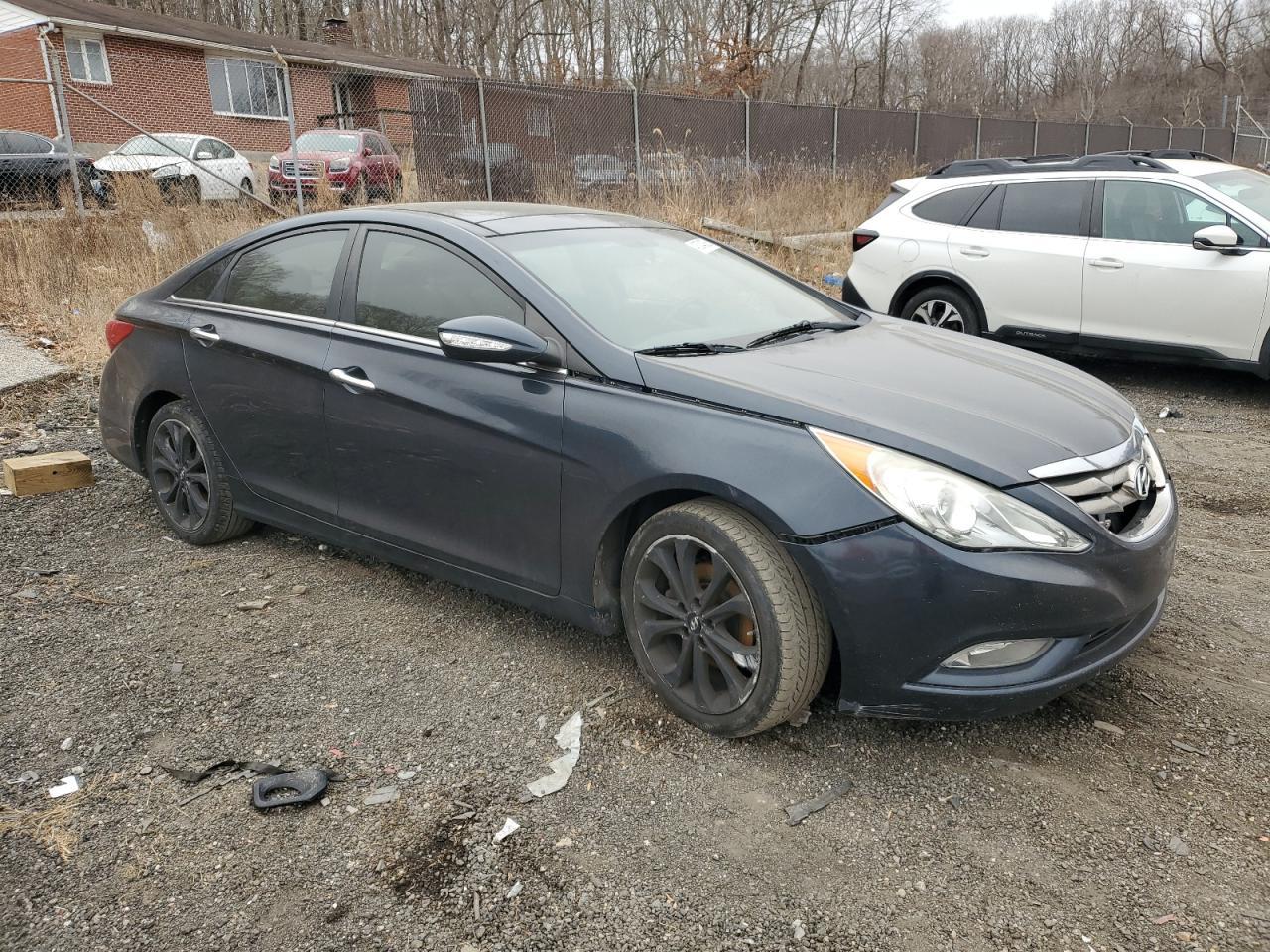 2013 HYUNDAI SONATA SE - Image 4