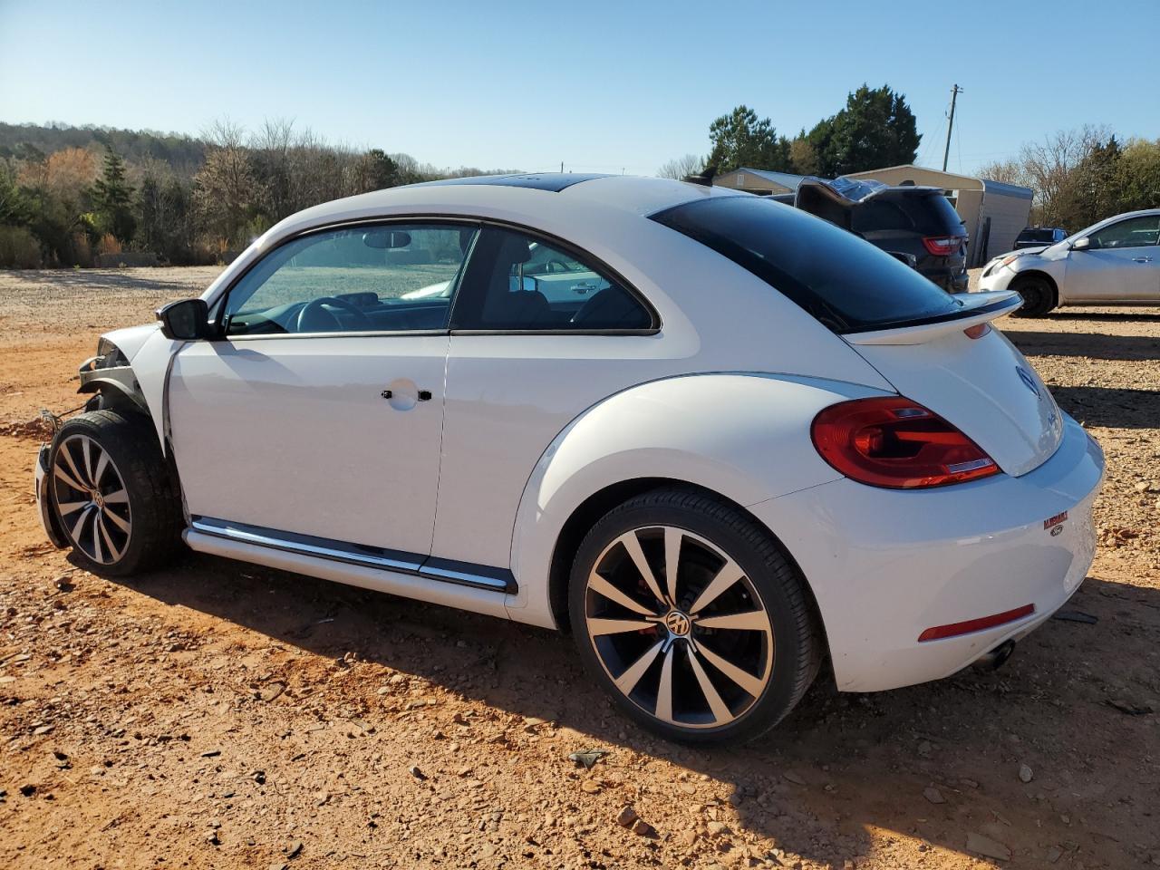 2012 VOLKSWAGEN BEETLE TUR - Фото 2