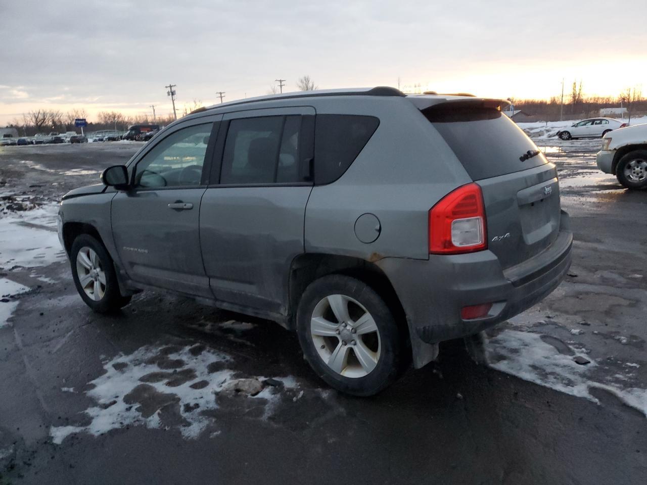 2013 JEEP COMPASS LA - Фото 2