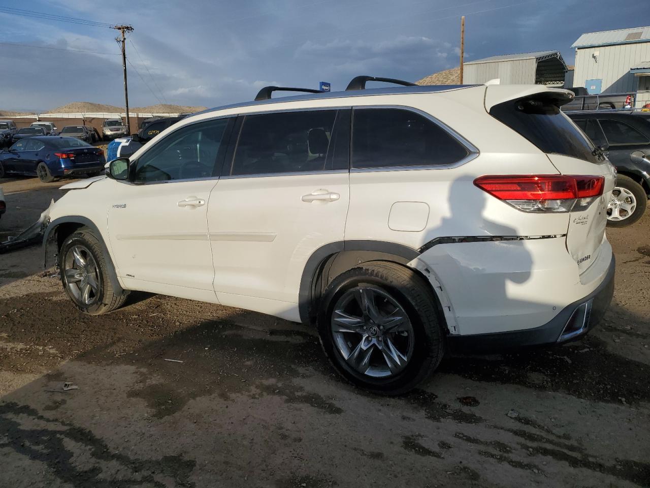 2018 TOYOTA HIGHLANDER - Фото 2