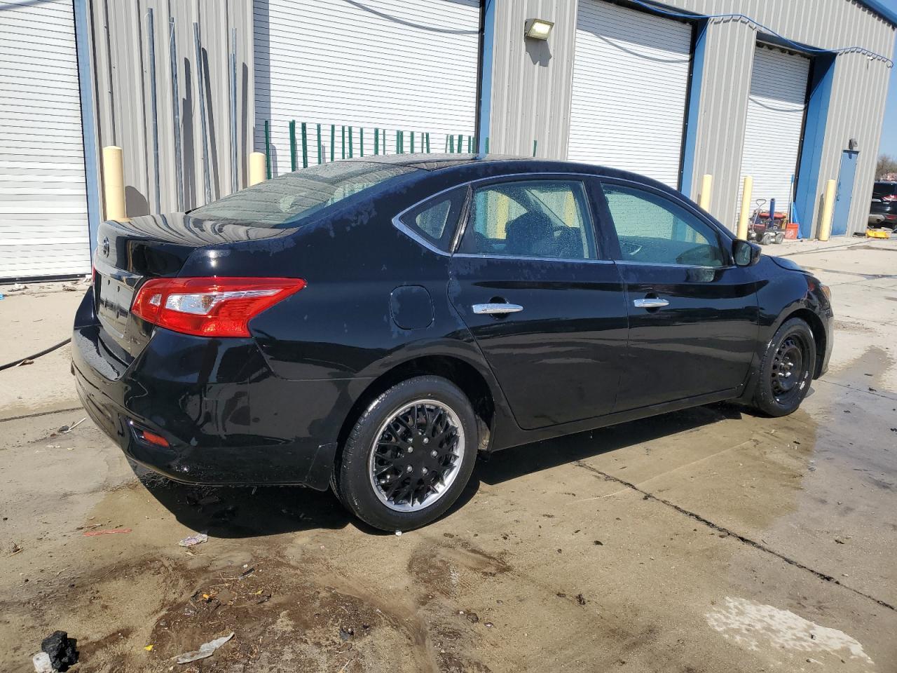2017 NISSAN SENTRA S W - Фото 3