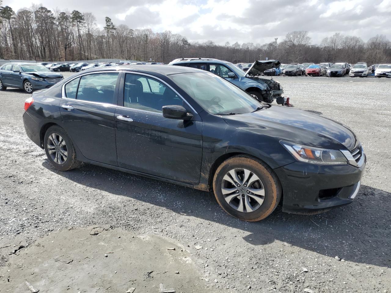 2014 HONDA ACCORD LX - Фото 4