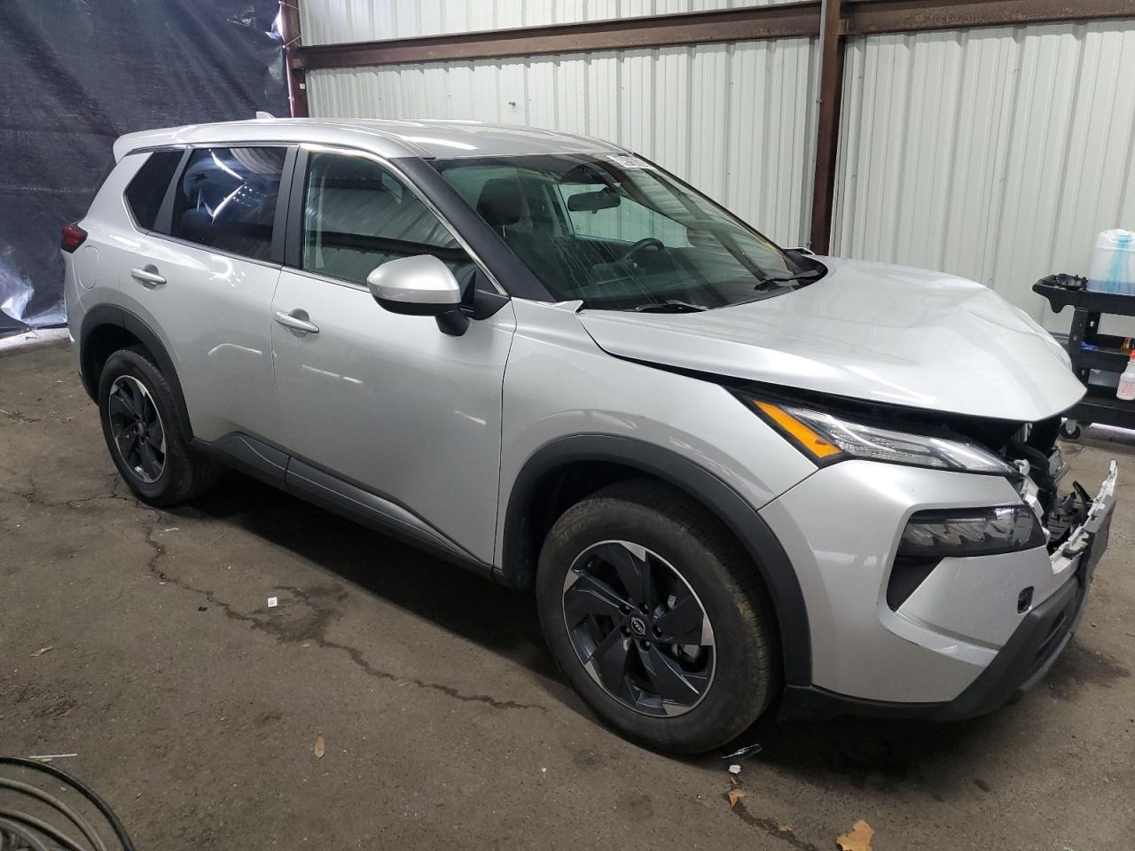 2024 NISSAN ROGUE SV - Image 4