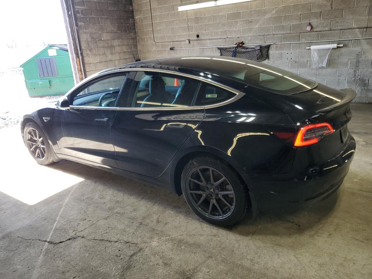 2019 TESLA MODEL 3 - Фото 2