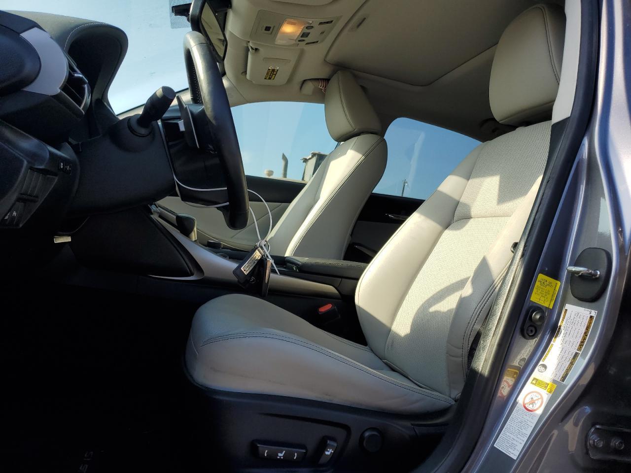 2014 LEXUS IS 250 - Image 7