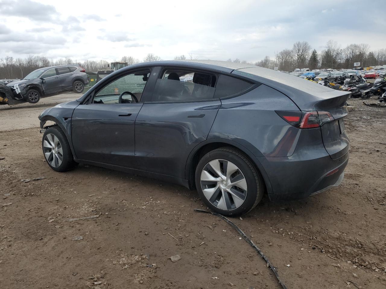 2022 TESLA MODEL Y - Image 2