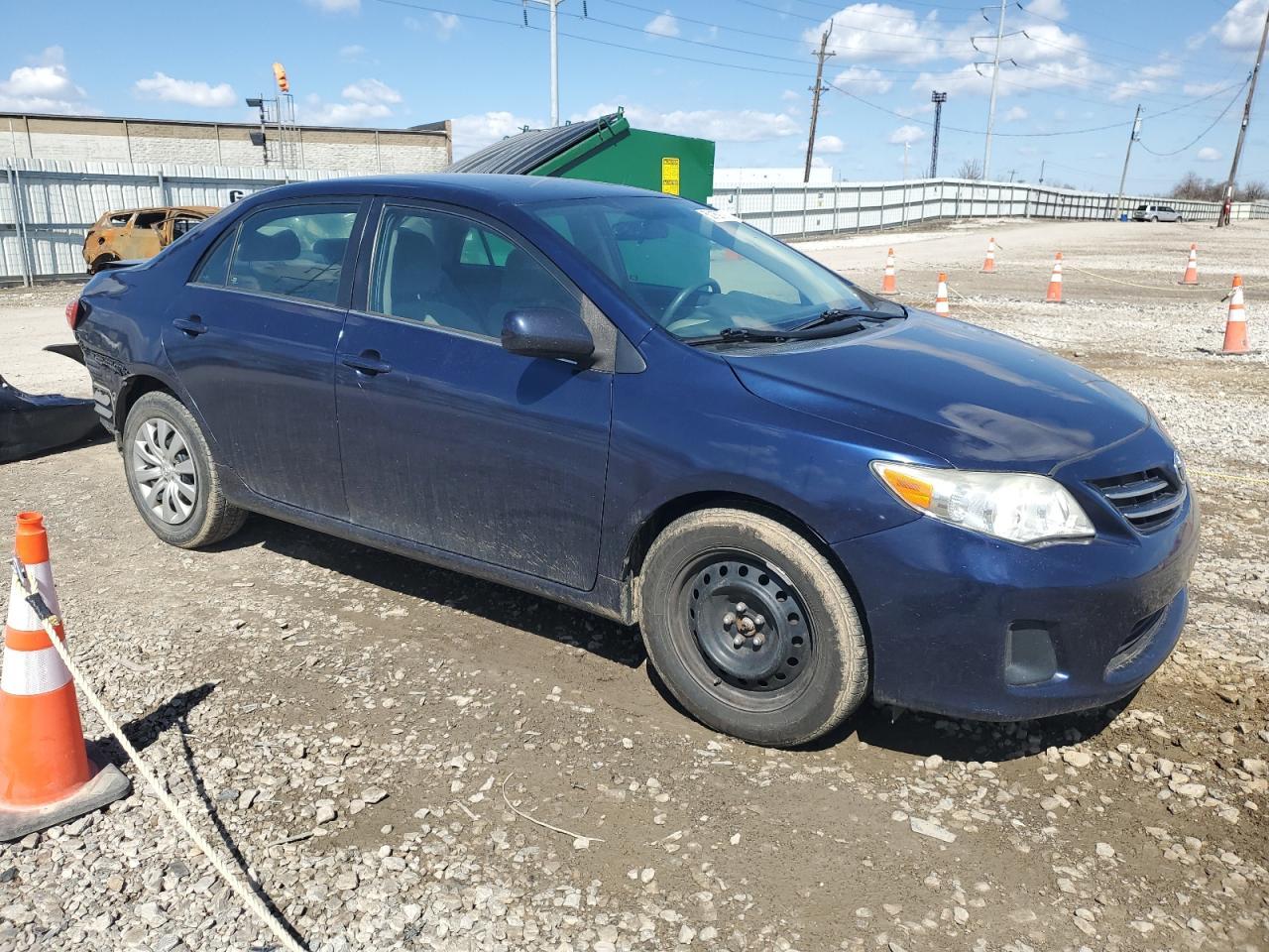 2013 TOYOTA COROLLA BA - Фото 4