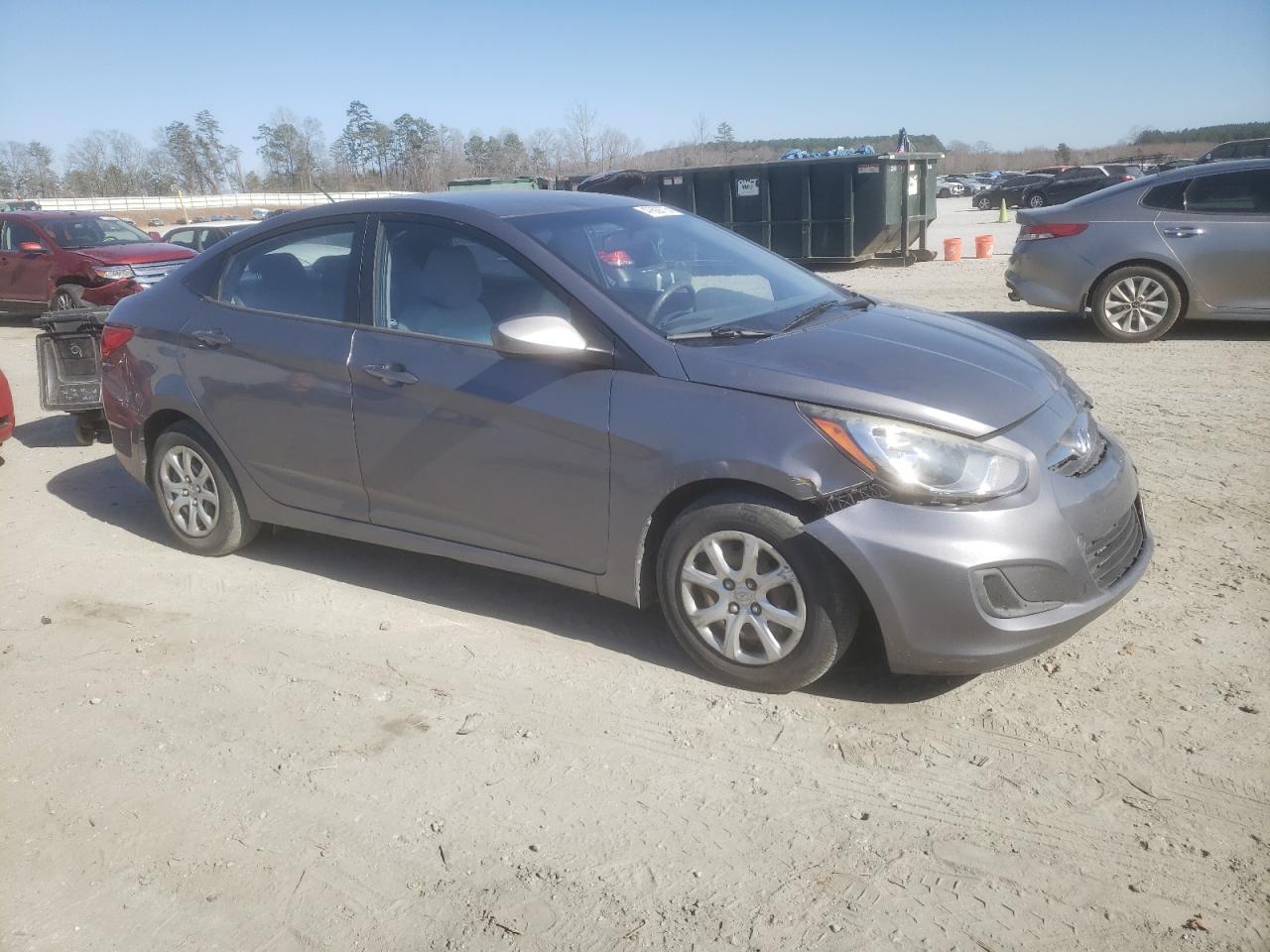 2014 HYUNDAI ACCENT GLS - Image 4