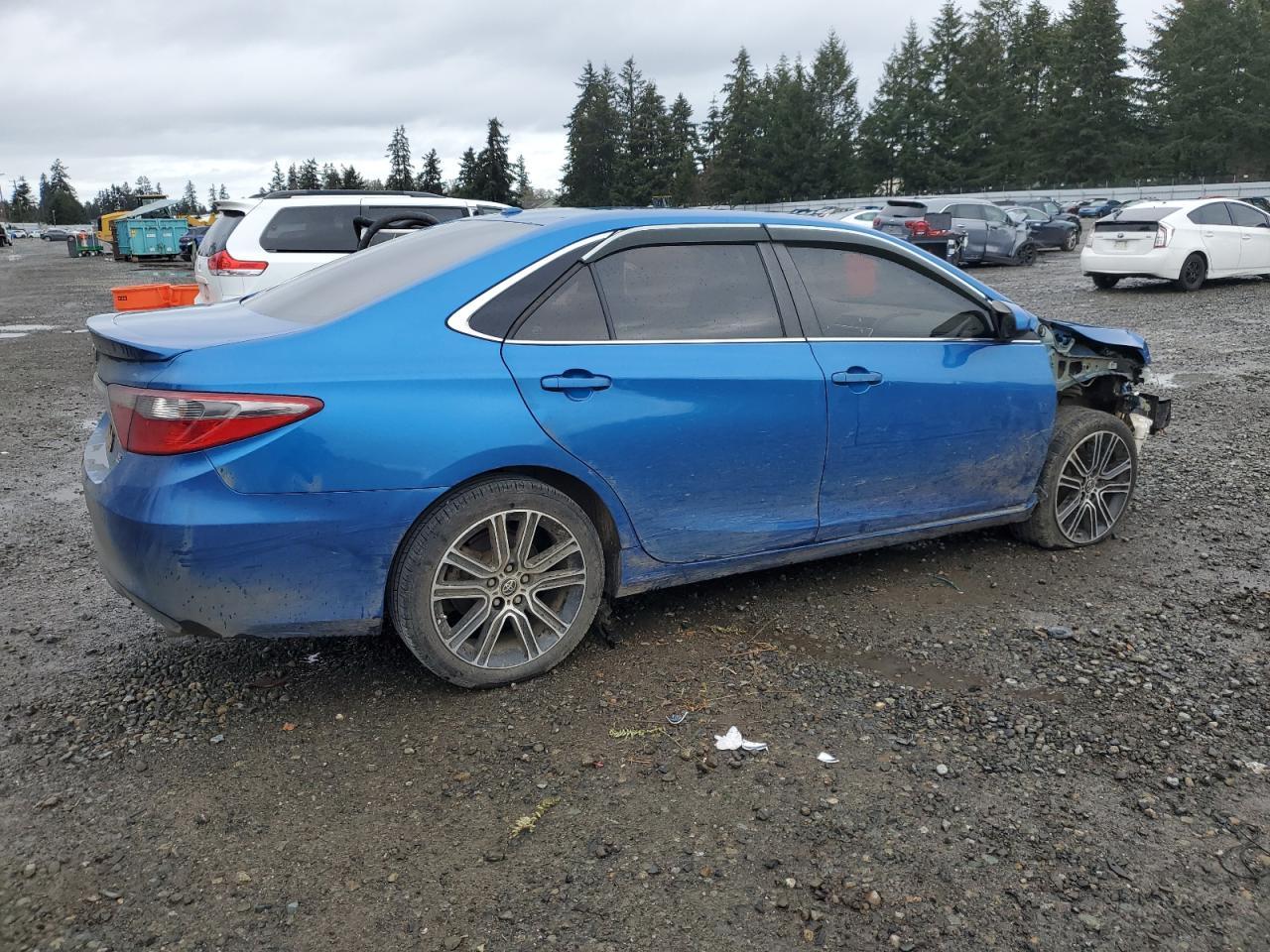 2016 TOYOTA CAMRY LE - Image 3