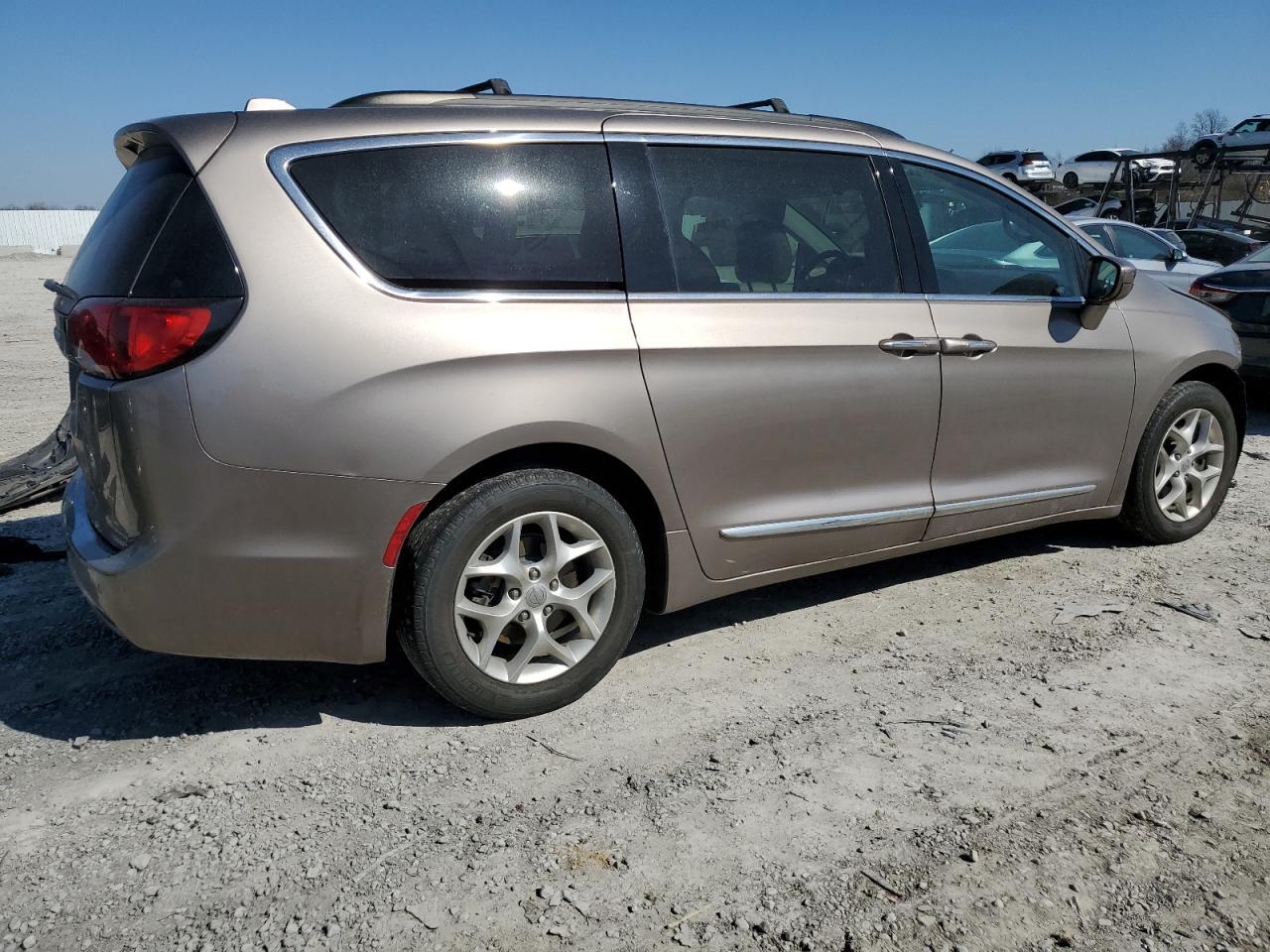 2017 CHRYSLER PACIFICA T - Фото 3