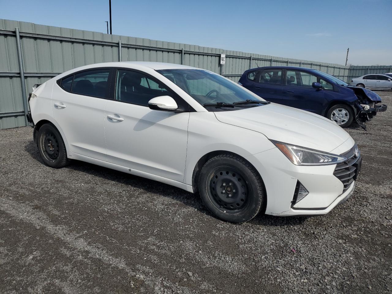 2019 HYUNDAI ELANTRA SE - Фото 4