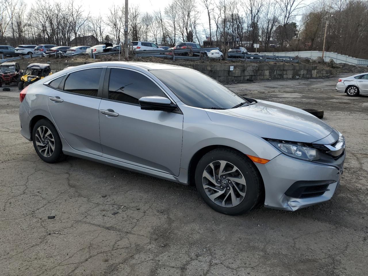 2018 HONDA CIVIC EX - Image 4