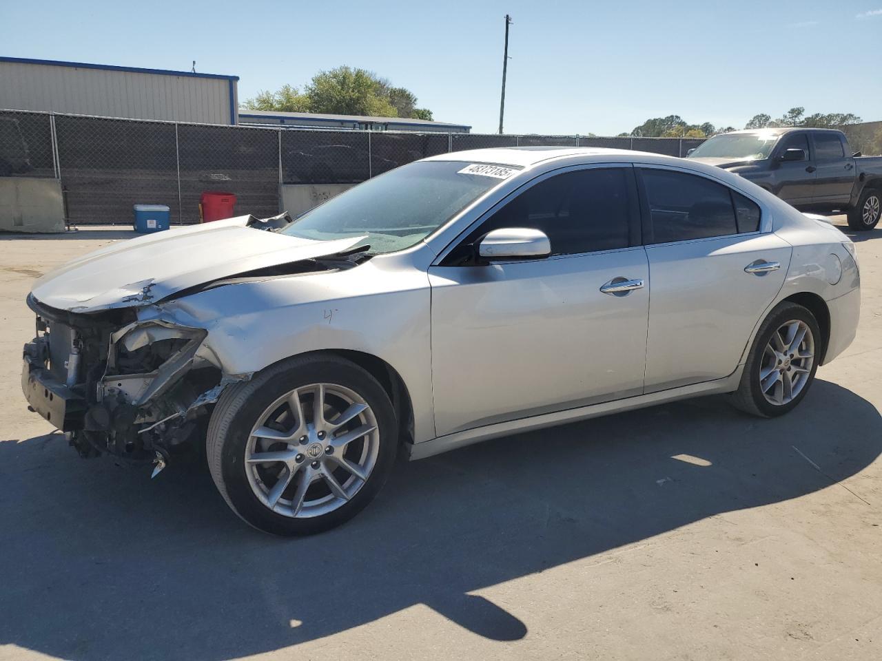 2014 NISSAN MAXIMA S